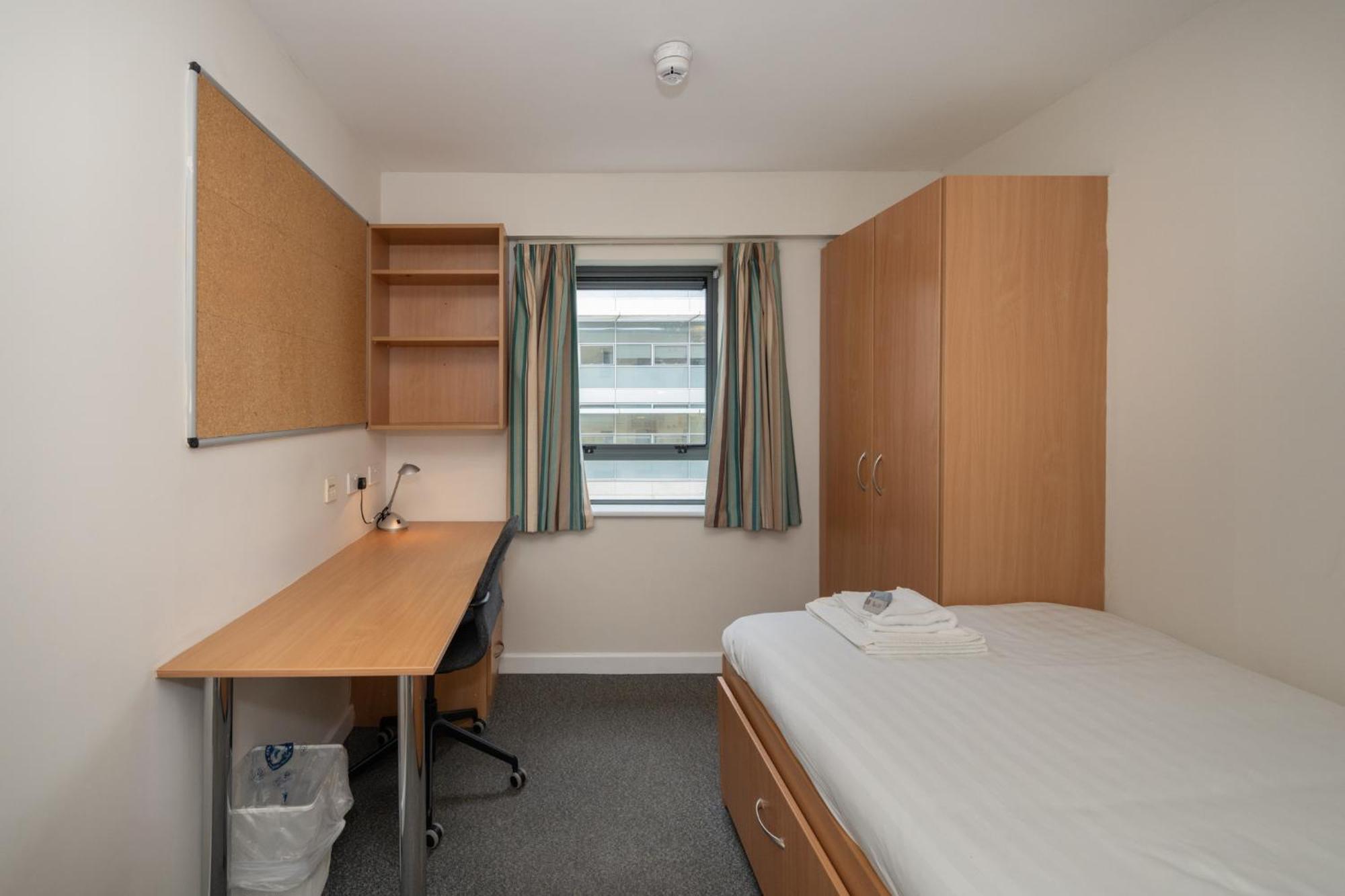 Victoria Lodge - Ucc Summer Beds Cork Exterior photo
